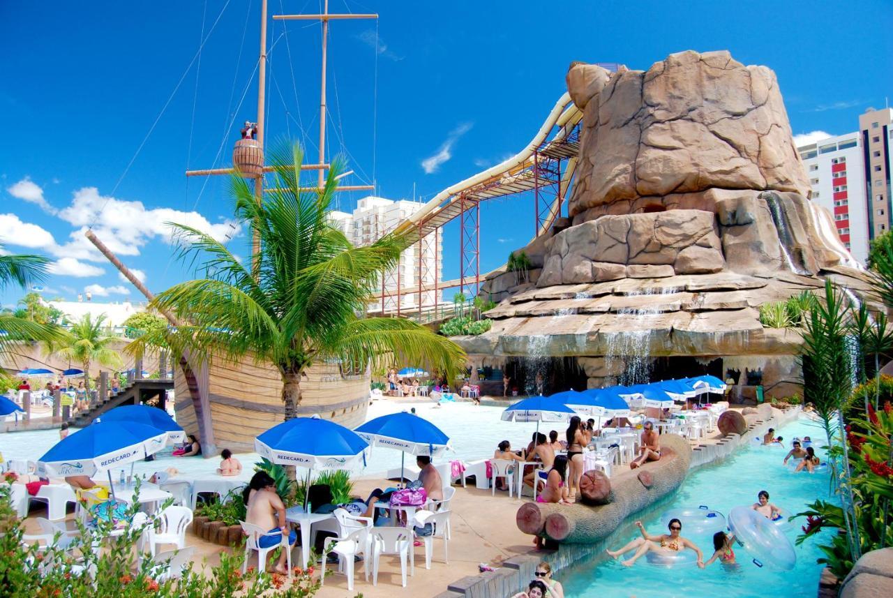 Villas Diroma Com Um Dia No Acqua Park, Splash E Slide Калдас Новас Екстериор снимка
