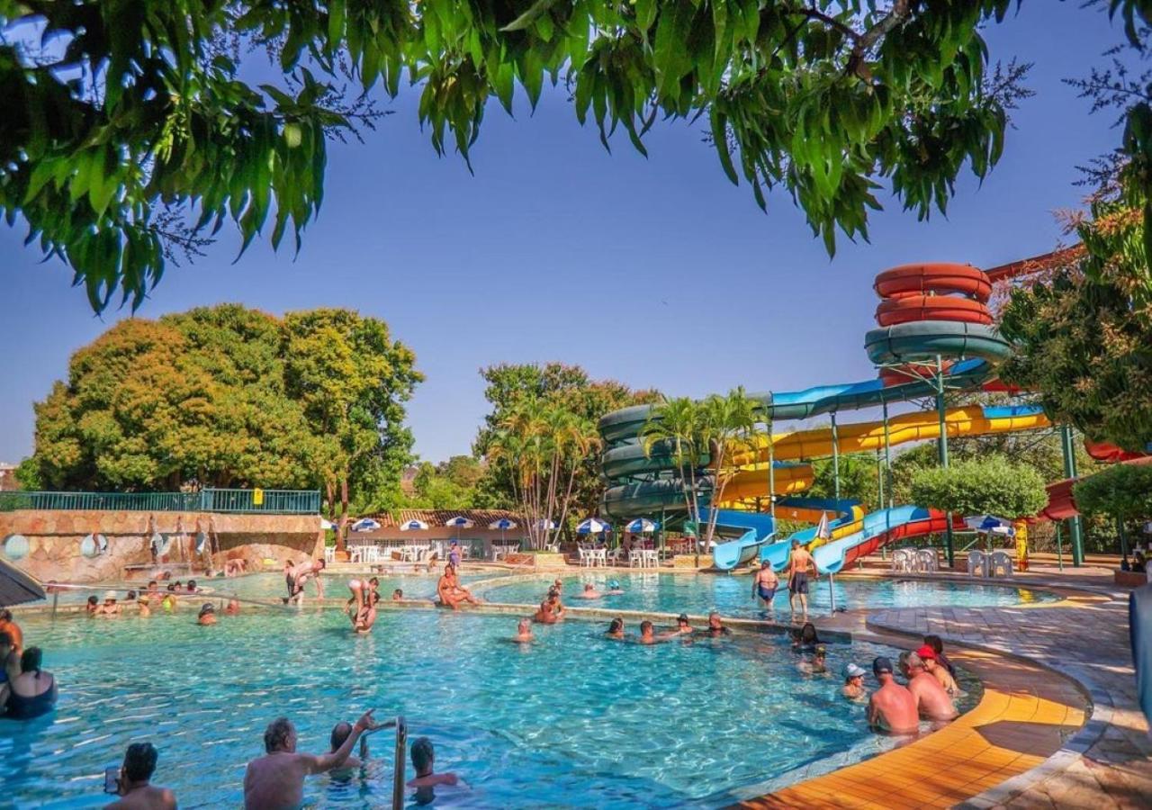 Villas Diroma Com Um Dia No Acqua Park, Splash E Slide Калдас Новас Екстериор снимка