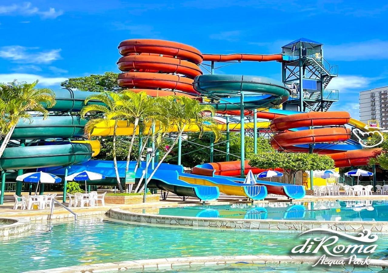 Villas Diroma Com Um Dia No Acqua Park, Splash E Slide Калдас Новас Екстериор снимка